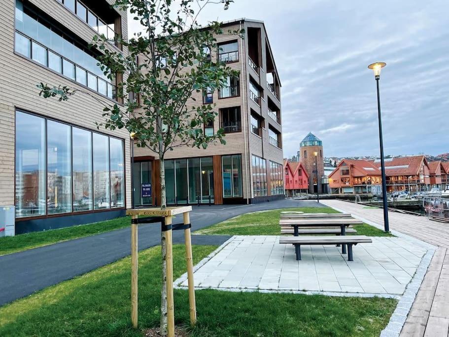Stor Leilighet Sentralt I Sandnes Саннес Экстерьер фото